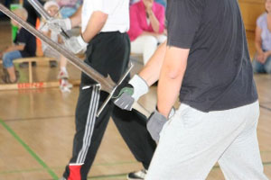 Historischer Fechter mit Langtext